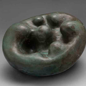 pilar-maturana,-inicios-I,-gres,-44-x-42-x-40-cm,-2025000-galeria-la-sala