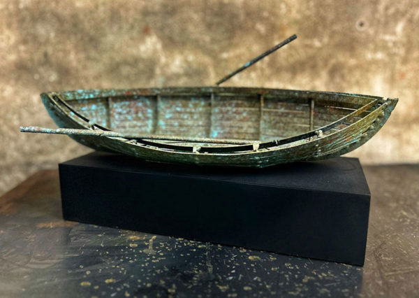 Esteban-Rojas,-Remando,-acero-al-carbono-forjado-en-frio,-soldadura-y-patina,-19-x-50-x-25-cm,-630000-galeria-la-sala