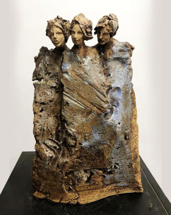 Maria-Eliana-Herrera-Tres-mujeres-ceramica-gres-30-x-20-cm-450.000-galeria-la-sala-B