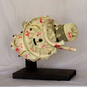 Felipe-Achondo,2T,-aluminio-acero-esmalte-y-acrilico-20-x-40-x-50-cm-840000-galeria-arte-la-sala